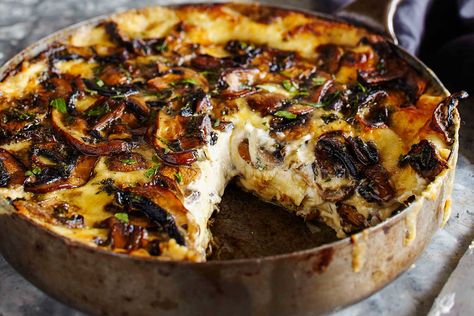 Mushroom lasagne Veganuary Recipes, Mushroom Lasagne, Meatless Entrees, Lasagna Recipes, Lasagne Recipes, Cooking Cream, Porcini Mushrooms, Savoury Baking, Lasagna Recipe