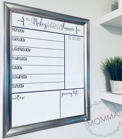 Weekly Whiteboard Planner Ideas, To Do List White Board Ideas, White Board Ideas Organizations Life, White Board Planner Ideas, White Board Calander Ideas Diy, Diy Weekly Planner Board, White Board Weekly Planner Ideas, Whiteboard Planner Ideas, Whiteboard Ideas Organization