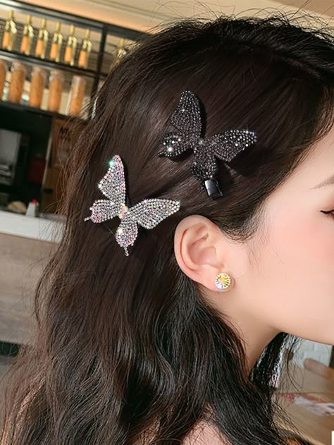 Cute Hair Accessories, Concert Hair Butterfly Clips, Silver Butterfly Hair Accessories, Silver Butterfly Hair Clips, Butterfly Gold Hair Clip, Butterfly Hairstyle, Crystal Butterfly Hair Clip, Summer Hair Trends, Diamond Hair