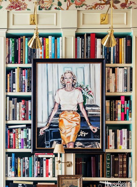 Preppy Decor Style - Prep Style Stereotype - House Beautiful Preppy Decor, Library Bookshelves, Bookcase Styling, Prep Style, Decorating Style, Home Libraries, Picture Hanging, Home Library, Elle Decor