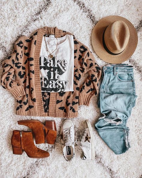 Leopard Leggings Outfit, Sherpa Pullover Outfit, Leopard Sweater Outfit, Camo Leggings Outfit, Trendy Outfits 2020, 50th Clothes, Sneaker Outfits Women, Pullovers Outfit, Walmart Deals