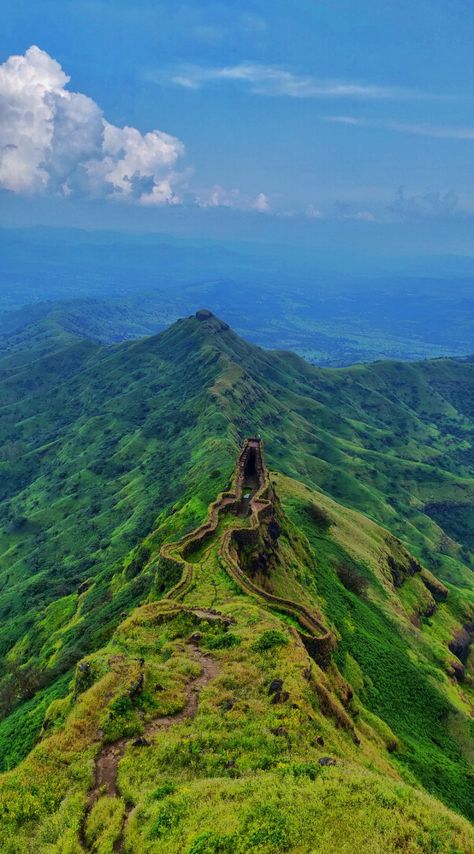 Forest Wallpaper Hd 1080p, Rajgad Fort Images, Shivaji Maharaj Fort, Raigad Fort, Shiva Ji, Festival Quotes, Tea Wallpaper, Budget Friendly Travel, Batman Dark