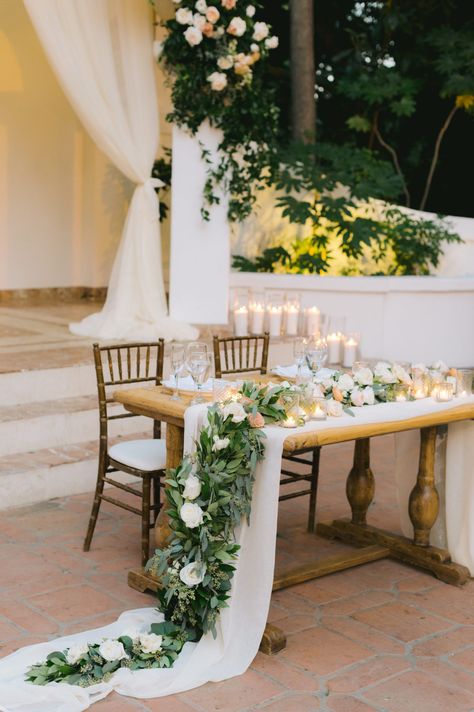 La Tavola Fine Linen Rental: Aurora Ivory Table Runner | Photography: Lorely Meza, Planning & Design: Details Darling, Florals: Mulberry & Moss, Venue: Rancho Las Lomas, Catering: 24 Carrots, Rentals: Signature Party Rentals and Found Rentals Wedding Registration Table, Ivory Table Runner, Runner Photography, Details Darling, Wedding Staircase, Head Table Wedding Decorations, Elegant Garden Wedding, Bridal Party Tables, Head Table Wedding