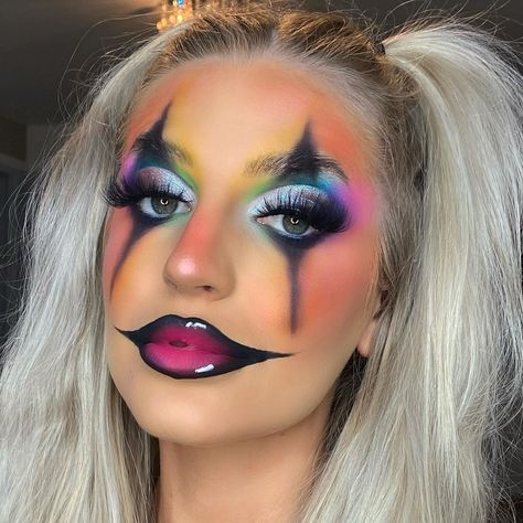 ✨CHLOE ELLEN ✨ on Instagram: “🤡Colourful glam clown🤡 . . Recreation of @jess.cox.makeup ✨ . . ℙ𝕣𝕠𝕕𝕦𝕔𝕥𝕤 𝕦𝕤𝕖𝕕 - @chloeellencosmetics Brushes @bperfectcosmetics…” Colourful Clown Makeup, Circus Makeup Ideas, Glam Clown Makeup, Glam Clown, Rodeo Clown, Circus Makeup, Halloween Makeup Inspiration, Clown Costume, Clown Makeup