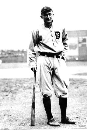 Rare Ty Cobb pictures - Baseball Fever Mlb History, Baseball Photography, Ty Cobb, Baseball Stuff, Detroit Tigers Baseball, Tigers Baseball, Baseball Photos, Detroit Tigers, Baseball Players