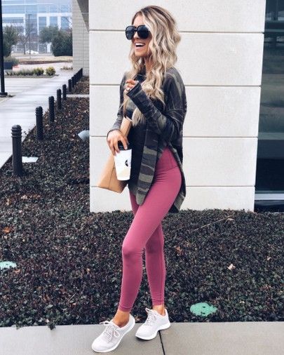 Pink Leggings Outfit Casual, Hot Pink Leggings Outfit, Katy Roach, Pink Leggings Outfit, Hot Pink Leggings, Leggings Outfit Fall, Cute Sporty Outfits, Leggings Outfit Casual, Keds Style