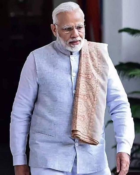 Narendra Modiji, Pm Modi, Cute Cat Wallpaper, Real Hero, Actor Photo, Cat Wallpaper, Game Changer, My Images, Men Sweater