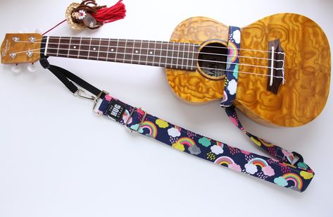 The Hug Strap – A versatile, handmade ukulele strap that requires no strap buttons Guitar Strap Sewing Pattern, Ukelele Strings Name, Ukulele Strap Diy How To Make, Ukulele Strap Diy, Guitar Straps Diy, Crochet Ukelele Strap, Ukulele Diy, Customized Ukulele, Ukulele Straps