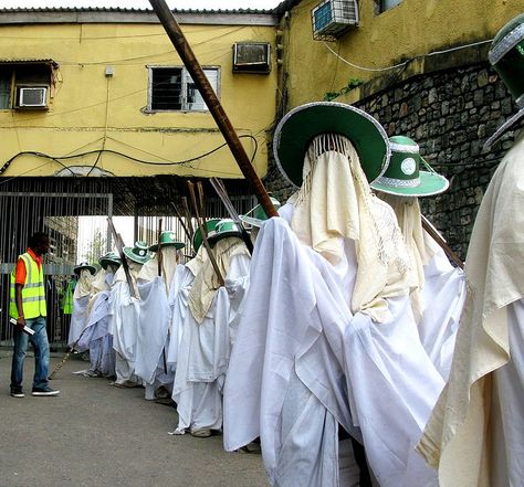 The Eyo Festival, otherwise known as the Adamu Orisha Play, is a Yoruba festival unique to Lagos, Nigeria. Isese Yoruba, Eyo Festival, Nigerian Art, Yoruba Culture, Carnival Inspiration, Dancer In The Dark, Culture Wall, Nigerian Culture, Music Video Ideas