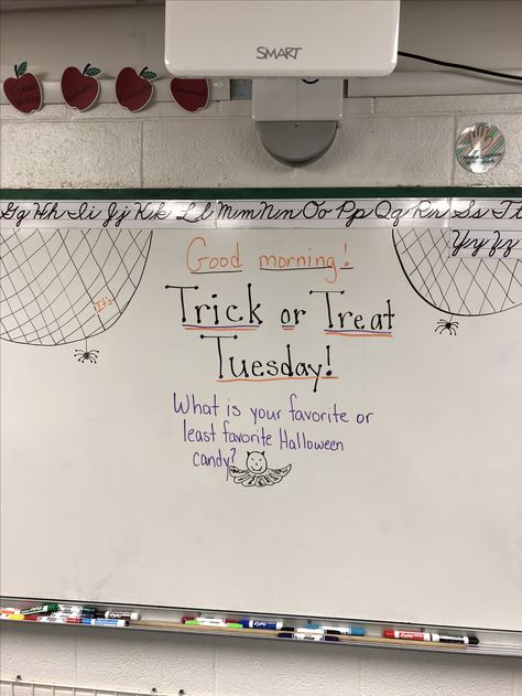 Halloween Whiteboard Prompt, Morning Meeting Activities 2nd, Morning Questions, Whiteboard Prompts, Happy Classroom, Whiteboard Messages, Daily Questions, Substitute Teaching, Responsive Classroom