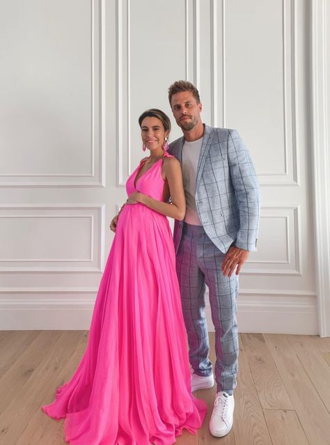 Elevated Athleisure, Christine Andrew, Maternity Evening Dress, Pink Satin Dress, Quilt Dress, Stylish Maternity Outfits, Hello Fashion, Couple Pic, Nude Dress