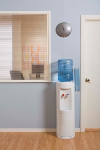 Office Water Cooler, Office Photography, Teachers Lounge, Cool Room, Dream Barn, Barn Ideas, Water Coolers, Mineral Water, Water Cooler