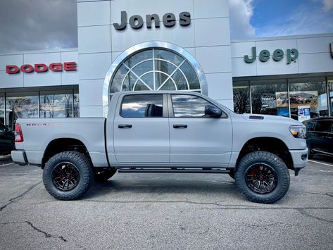 Ram 1500 Modified, Wrapped Ram 1500, White Ram 1500 Lifted, 2019 Ram 1500 Lifted, Lifted Ram 1500, Ram 1500 Custom, 2023 Ram 1500, Lifted Dodge, Best Pickup Truck