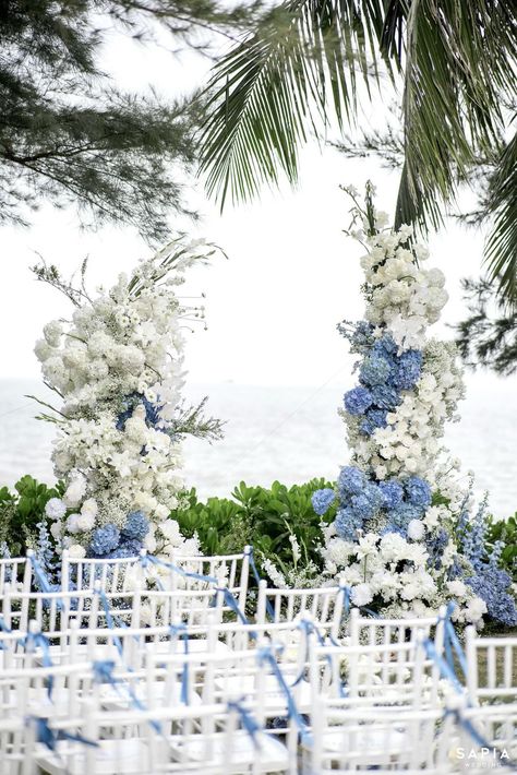 Light Blue Beach Wedding Theme, Blue Beach Wedding Theme, Light Blue Beach Wedding, Beach Wedding Theme, Blue Beach Wedding, Colorful Wedding Flowers, Yacht Wedding, Wedding Blue, Beach Theme Wedding