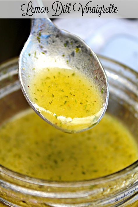 Lemon Dill Vinaigrette ~ Fresh and light, lemon dill vinaigrette is the perfect dressing for any salad with its herbaceous and citrus notes ~ The Complete Savorist Lemon Dill Dressing Recipe, Dill Dressing Recipe, Lemon Dill Dressing, Dill Vinaigrette, Lemon Salad Dressings, Dill Recipes, Lemon Salad, Dill Dressing, Resep Salad