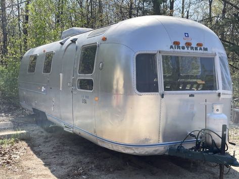 1973, 31 foot Sovereign Airstream. Purchased in 2017 with intention of restoring it but never did. Towed 75 miles last year without issue. Brunswick Maine, Vintage Airstream Land Yacht, Airstream Sport, Airstream Basecamp Rei, Airstream Restoration, Airstream Interstate 19, 1975 Airstream Sovereign, Airstream For Sale, Airstream Trailers For Sale