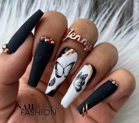 Black And White Nail, Wow Nails, Vibrant Nails, Long Acrylic Nails Coffin, Acrylic Nails Coffin Pink, Nail Idea, Nail Swag, White Nail, Bling Acrylic Nails