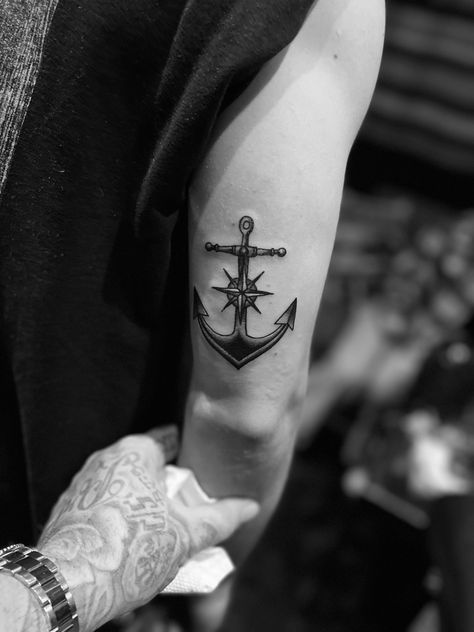 Anchor Tattoo For Men, Luke Wessman, Anchor Tattoo Design, Anker Tattoo, Cross Tattoos For Women, The Chainsmokers, Cross Tattoos, Mom Tattoo, Anchor Tattoos