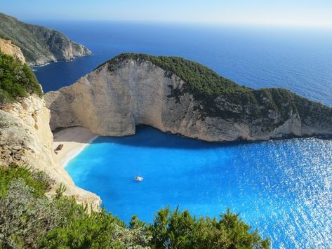 The Best Places to Explore in the Mediterranean with Kids Sea And Clouds, Pc Background