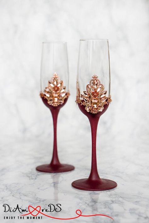 Rose Gold Wedding Champagne Flutes, Burgundy Wedding Decor, Wedding Glasses for Bride and Groom, Mr and Mrs Sign, Toast Flute, Flute Glasses These unusual wedding toasting glasses are perfect for the rose gold wedding, marine glamor, luxury wedding, lace wedding. Do not hide your emotions on this Small Quince, Champagne Flutes Wedding, Burgundy Party, Best Man Wedding Speeches, Wedding Toasting Glasses, Toasting Flutes Wedding, Personalized Champagne Flutes, Wedding Champagne Glasses, Best Man Wedding