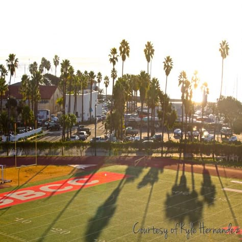 Santa Barbara City College 444 Manifestation, Romanticizing College, Santa Barbara City College, Santa Ynez Valley, College Living, Smart Girl, College Aesthetic, Santa Ynez, City College