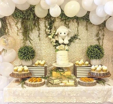 Sheep Gender Reveal Ideas, Sheep Party Ideas, Sheep Baby Shower Theme, Lamb Themed Birthday Party, Aqeeqah Party Ideas, Sheep Baby Shower Ideas, Sheep Gender Reveal, Sheep Themed Baby Shower Ideas, Sheep Party Decorations