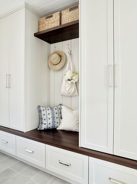 Lake House Style, Foyer Mudroom, Tiffany Leigh Design, Foyer Storage, Functional Mudroom, Small Entrance, White Upholstery, Hallway Storage, Black Side Table