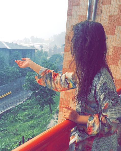 581 Likes, 13 Comments - Zara Noor Abbas Siddiqui (@zaranoorabbas.official) on Instagram: “Let the rain wash away all your pain. #Throwback #North #ZaraNoorAbbas” Whatsapp Dp, Lush, Quotes, Instagram