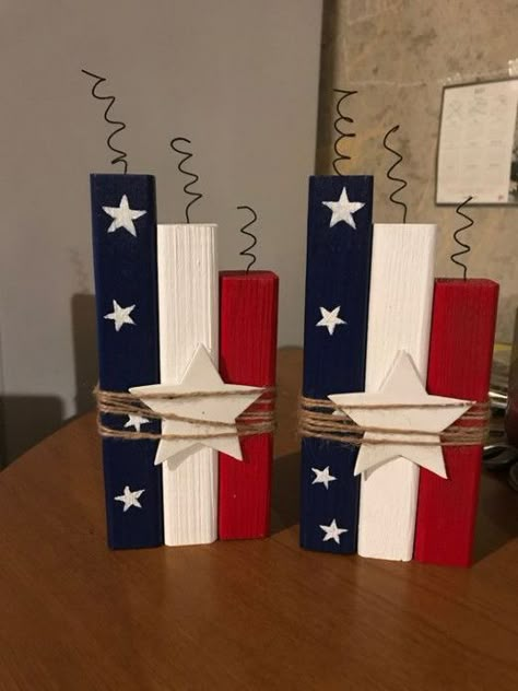 Diy 4th Of July Crafts, Fouth Of July Crafts, Patriotic Crafts Diy, 4th Of July Crafts, Americana Crafts, 4th July Crafts, Wood Block Crafts, Fourth Of July Decor, Patriotic Crafts