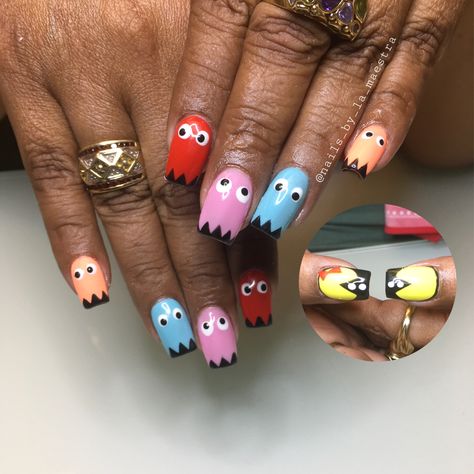 Pacman Nails, Bmo Nails, Video Game Nails, Pacman Crochet Pattern, Adventure Time Nail Art, Pacman Nail Art, Pac Man Nails, Adventure Time Nails, Pacman Earrings