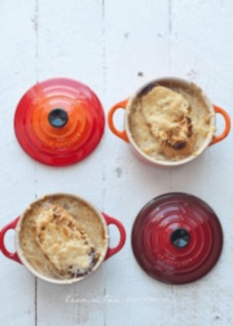 Mini Cocotte Recipe, Ramekin Recipe, Cocotte Recipe, Le Creuset Recipes, Mini Casseroles, French Onion Soup Recipe, Soup Appetizers, Dutch Oven Recipes, Dinner Appetizers