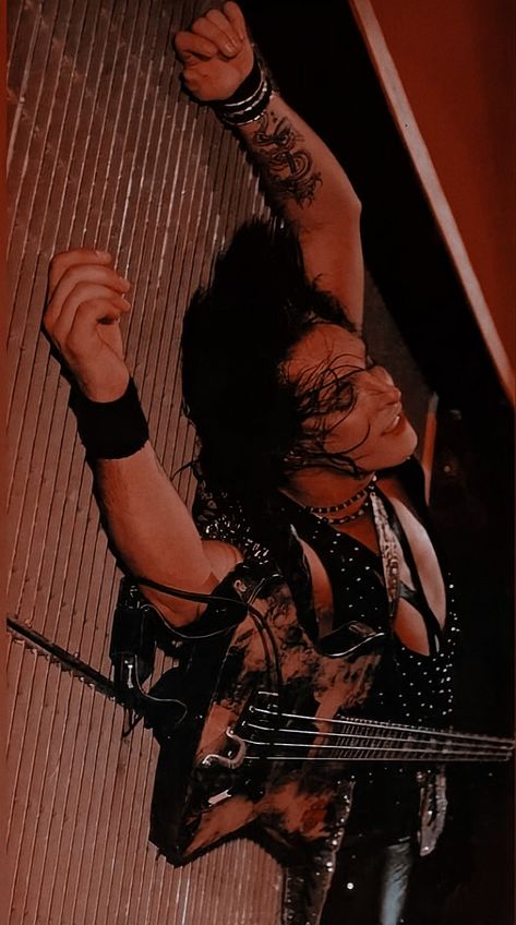 Nikki Sixx, Motley Crue, A Man, Wall