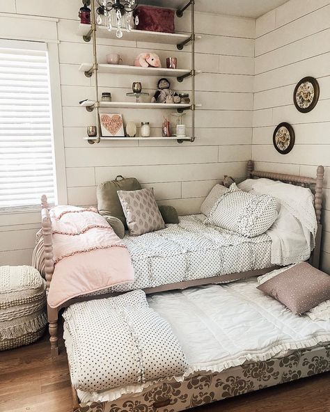 Vintage Farmhouse FixerUpper on Instagram: “With 8 kids, bedrooms get messy. But one of my biggest pet peeves is unmade beds. If I’m being honest, I was getting cranky about it, yet…”