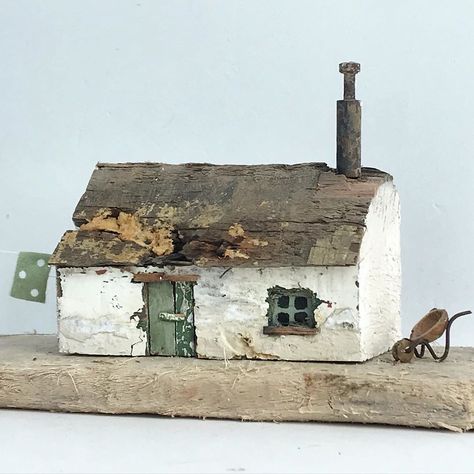 Kirsty Elson, Painted Driftwood, Scrap Wood Crafts, Small Wooden House, Wooden Cottage, Pottery Houses, Clay Houses, Driftwood Decor, Driftwood Crafts