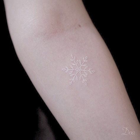 White Snowflake Tattoo, Small Snowflake Tattoo, Snowflake Tattoo, Winter Tattoo, Snow Tattoo, Snow Flake Tattoo, Boho Tattoos, Dragon Tattoo For Women, Scary Stuff