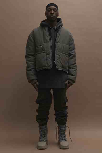 Yeezy Season 1, Yeezy Collection, Yeezy Season 3, Adidas Nmd_r1, Yeezy Fashion, Yeezy Outfit, Tech Wear, Yeezy Season, Square Garden