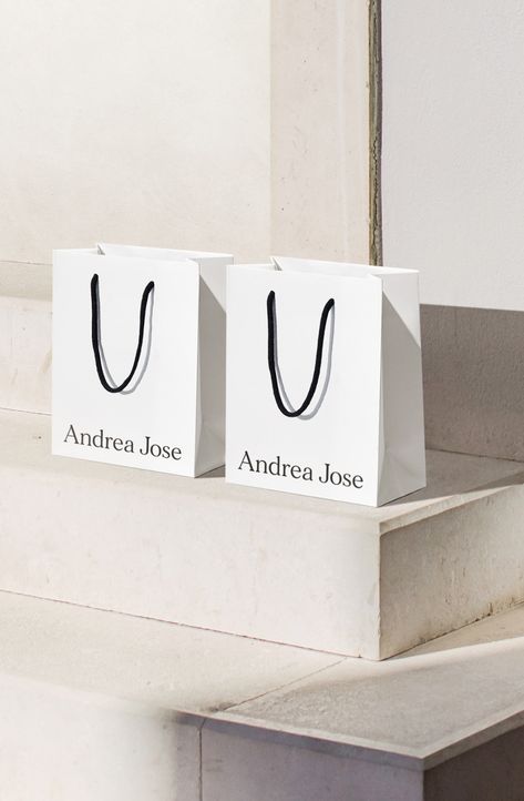 Andrea Jose on Behance Retail Bag, Paper Bag Design, Luxury Packaging Design, Small Business Gifts, Retail Bags, Branding Design Packaging, Motion Graphics Design, Grafic Design, Box Packaging Design