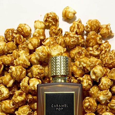 Aidan ✨ on Instagram: "Caramel Pop by @vivamorparfums 🍿  Vivamor is the sister company for @navitusparfums and have amazing fragrances created by some of the best perfumers in the world. Caramel Pop was created by Master Perfumer Sidonie Lancesseur and is a fun fragrance centered around a caramelized popcorn accord. Y’all this fragrance completely blew me away and has had me in a chokehold the last few days. It’s fun but there’s also a refinement that brings some sophistication to it - it’s fantastic.  You get hit with a big dose of the caramelized popcorn right when it opens. It’s very sweet and rich but there’s a lightness to it. The caramelized popcorn gives the fragrance a lot of warmth as well. I pick up a slight touch of salt (from the popcorn) and also a little bit of spice. The sp Smell Like Caramel, Caramelized Popcorn, Vanilla Bourbon, Sweet Popcorn, Roasted Chestnuts, Madagascar Vanilla, Caramel Popcorn, Niche Perfume, Flatlay Styling