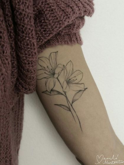 Floral Tattoo Location, Lily Tattoo Designs, Lilly Flower Tattoo, Hur Man Ritar Blommor, Tiger Lily Tattoos, Lillies Tattoo, Lily Tattoo Design, Lily Flower Tattoos, Flower Tattoo Meanings