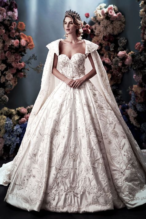 Queen Wedding Dress, Cape Wedding Dress, Couture Bridal Gowns, Fantasy Gowns, Princess Wedding, Ball Gowns Wedding, A-line Wedding Dress, Bridal Couture, Dream Wedding Dresses