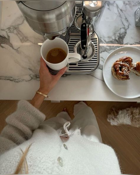 At Home Coffee Aesthetic, Morning Coffee Home, Morning Coffee Aesthetic, At Home Coffee, Comfy Aesthetic, Slow Morning, Coffee Home, Coffee Obsession, Coffee Aesthetic