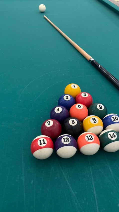 Snooker Aesthetic, Pool Table Aesthetic, Billiard Wallpaper, Billiards Aesthetic, Alcoholic Snapchat, Club Background, Pool Aesthetic, Photography Motivation, Sport Pool