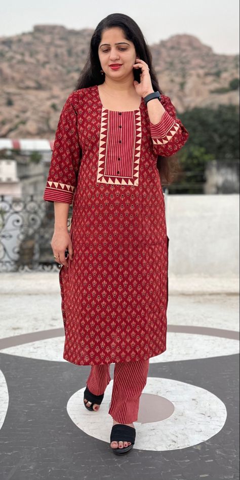 #ajrakh#ajrakhcotton#handblock#blockprint#handmade#kutch#gujrat#madeinindia#cotton##maruncolour Hakoba Kurti, Printed Outfits, Cute Images For Dp, Kurta Neck Design, Kurti Design, B Fashion, Cotton Kurti, Cotton Suits, Kurti Designs