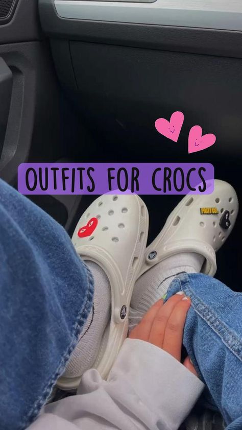 Crocs Style Crocs For Women Outfit, Aesthetic Outfits With Crocs, Summer Outfits Crocs, School Outfits With Crocs, Crocs Women Outfit, Crocs Outfits Women, Crocs Style Outfits, Womens Crocs Outfit, Crocs Outfit Casual