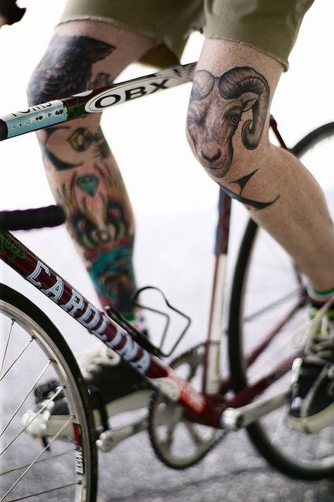 Creative Boys Club Hipster Bike, Ram Tattoo, Bike Tattoos, Knee Tattoo, Custom Bike, Great Tattoos, Cover Up Tattoos, Tattoo Pattern, Skin Art