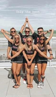 3 Person Cheer Poses, Cheer Picture Poses Group, Cheer Media Day Poses, Group Cheer Pictures, Cheer Poses With Friends, Navarro Cheer, Cool Cheer Stunts, Cheerleading Poses, Cheer Photo