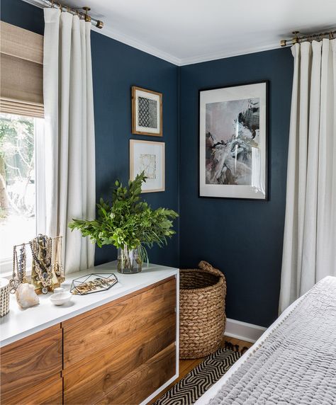 west elm - Eclectic Glam Style In Seattle Blue Lounge, Decor Ikea, Dekorasi Kamar Tidur, Bedroom Color, 아파트 인테리어, Modern Bedroom Decor, Blue Bedroom, Modern Bed, Blue Walls