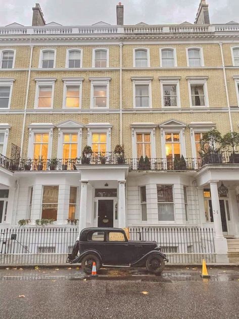 London Town House Aesthetic, House In London Aesthetic, Kensington London Houses, London Houses Aesthetic, London Town House Interior, London Townhouse Aesthetic, London House Aesthetic, London Streets Aesthetic, Kensington Aesthetic