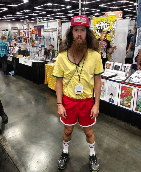 Lots of inspiration, diy & makeup tutorials and all accessories you need to create your own DIY Forrest Gump Costume for Halloween. Best Male Halloween Costumes, Forrest Gump Halloween, Last Minute Halloween Costumes Men, Forrest Gump Running Costume, Forrest Gump Halloween Costume, Sporty Halloween Costumes, Smooth Brain, Halloween Costumes Men, Forrest Gump Costume