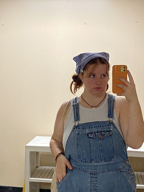 Mid Size Overalls Outfit, Overalls Outfit Summer Plus Size, Plus Size Short Overalls Outfit, Fat Overalls, Curvy Dungarees Outfit, Overall Shorts Outfit Midsize, Dungarees Outfit Plus Size, Midsize Overalls, Overall Shorts Outfit Plus Size